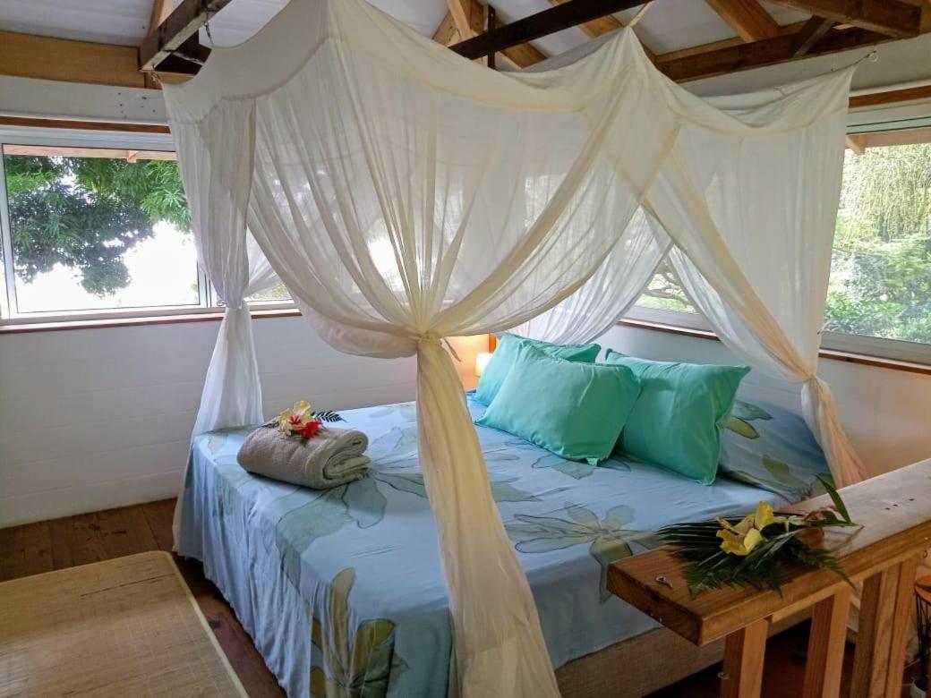 Huahine Manta Lodge Avec 4X4 Optionnel Haapu Exterior photo